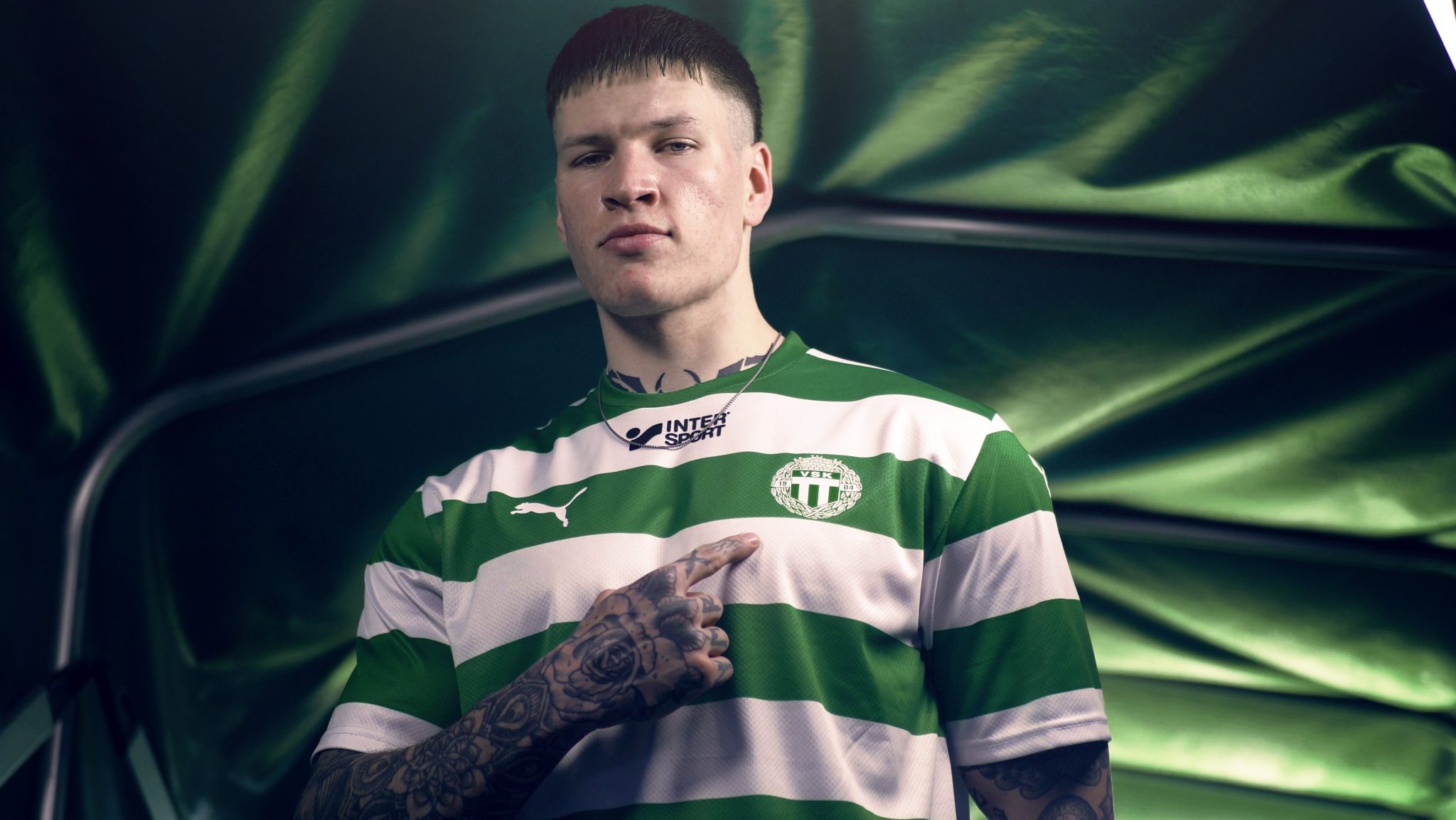 Klart Isak Jönsson ansluter till VSK Fotboll VSK Fotboll